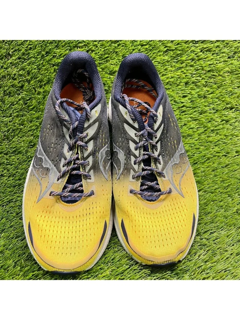 Saucony Endorphin Speed 3 Womens Size 8.5 Yellow Athletic Running Shoes Sneakers